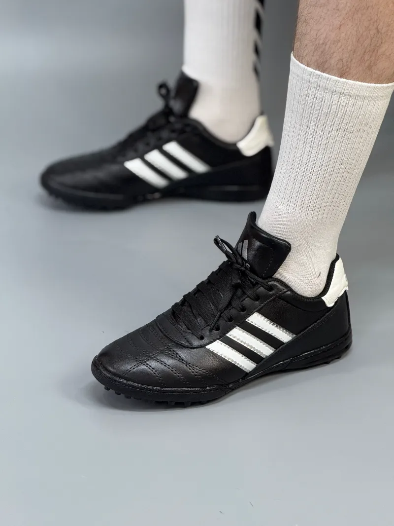 Soullier de football Adidas Tango sport 2