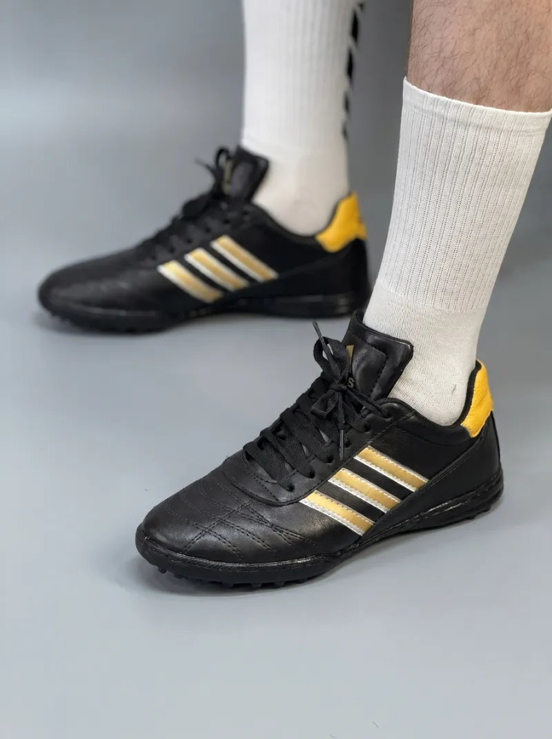 Soulier de football tango sport 3 en cuire 