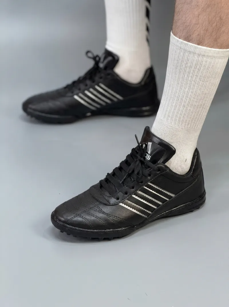 Soulier de football tango sport 3 en cuire 